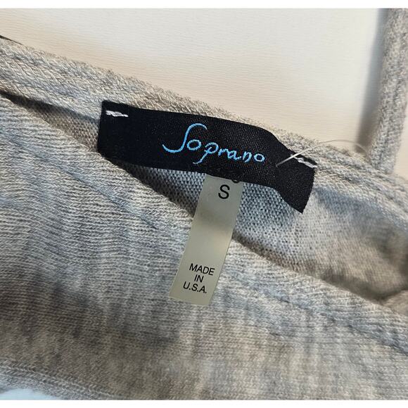 NWT soprano Nordstrom S grey cut out back v neck tank top flowy summer stretch - Picture 4 of 7